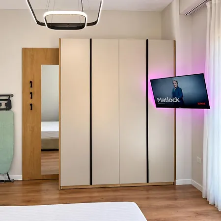 Matisse No34 - One Bedroom With Parking At Aura Complex Appartement